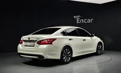 Nissan Altima 2017, 79957 км, за 6276.84 USD