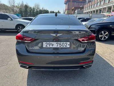 Genesis G80 2017, 105225 км, за 11750.03 USD