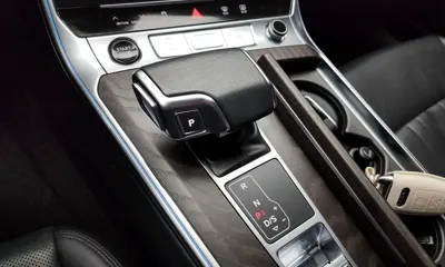 Audi A6 2023, 37523 км, за 25431.12 USD - фото 9