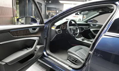 Audi A6 2023, 37523 км, за 25431.12 USD - фото 10