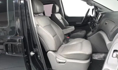 Hyundai Starex 2019, 91637 км, за 9432.74 USD - фото 11