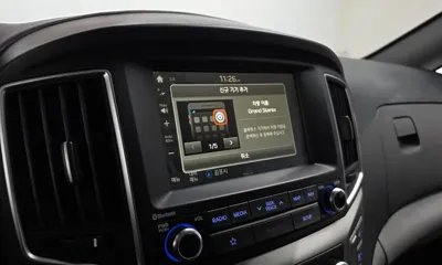 Hyundai Starex 2019, 91637 км, за 9432.74 USD - фото 16