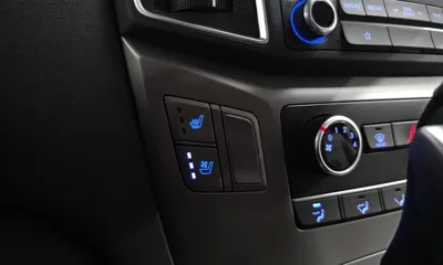 Hyundai Starex 2019, 91637 км, за 9432.74 USD - фото 18
