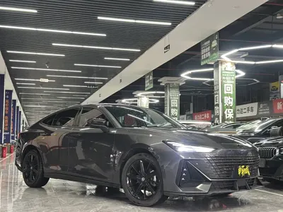 Changan UNI-V 2022, 19000 км, за 8651.98 USD