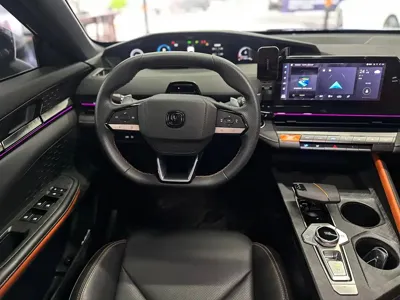 Changan UNI-V 2022, 19000 км, за 8651.98 USD - фото 12