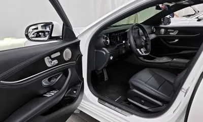 Mercedes-Benz E-Class 2022, 27939 км, за 29208.98 USD - фото 10