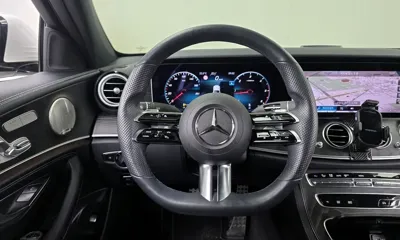 Mercedes-Benz E-Class 2022, 27939 км, за 29208.98 USD - фото 12