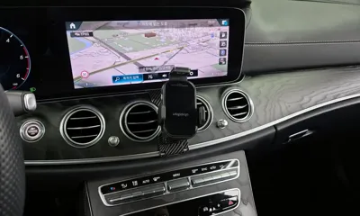 Mercedes-Benz E-Class 2022, 27939 км, за 29208.98 USD - фото 13