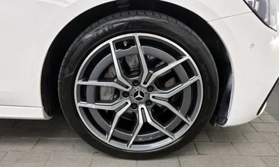 Mercedes-Benz E-Class 2022, 27939 км, за 29208.98 USD - фото 21