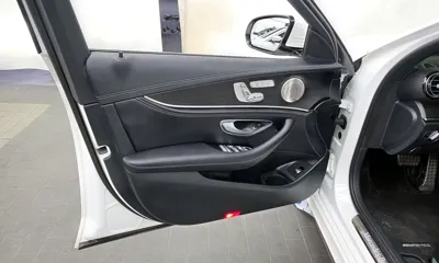 Mercedes-Benz E-Class 2022, 27939 км, за 29208.98 USD - фото 24