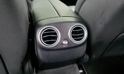 Mercedes-Benz E-Class 2022, 27939 км, за 29208.98 USD - фото 32