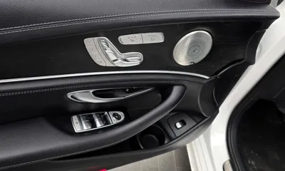 Mercedes-Benz E-Class 2022, 27939 км, за 29208.98 USD - фото 33