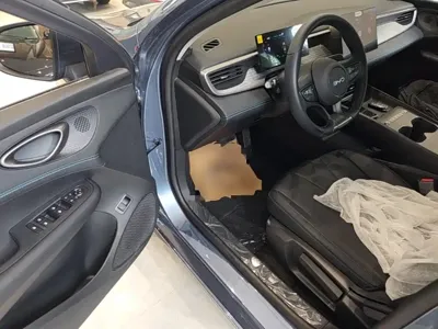 BYD Seal 05 DM-i 2026, 100 км, за 10801.33 USD - фото 16