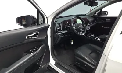 Kia Sportage 2022, 84258 км, за 17186.69 USD - фото 10