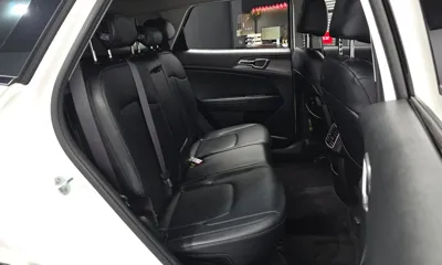 Kia Sportage 2022, 84258 км, за 17186.69 USD - фото 12