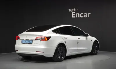 Tesla Model 3 2022, 55942 км, за 19177.01 USD