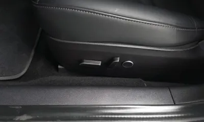 Tesla Model 3 2022, 55942 км, за 19177.01 USD - фото 30