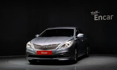Hyundai Grandeur 2016, 130735 км, за 4071.3 USD