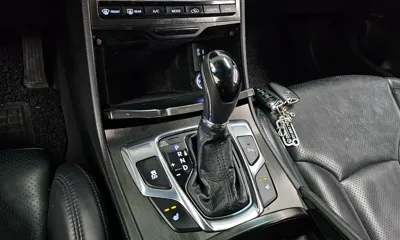 Hyundai Grandeur 2016, 130735 км, за 4071.3 USD - фото 9