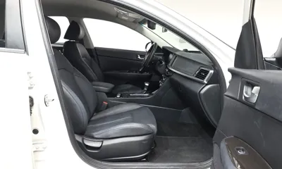 Kia K5 2019, 34924 км, за 10744.28 USD - фото 26