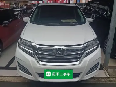 Honda Elysion 2017, 146100 км, за 13886.28 USD