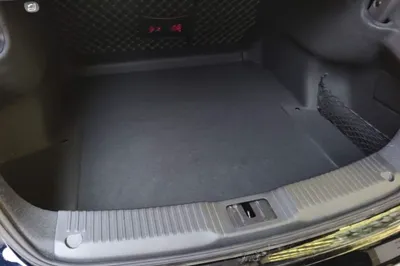 Hongqi H5 2024, 27800 км, за 16660 USD - фото 28