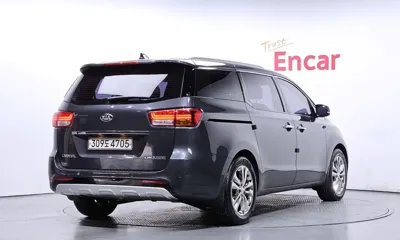 Kia Canival 2016, 87039 км, за 8410.59 USD