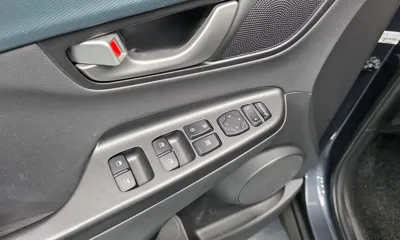 Hyundai Kona 2020, 121444 км, за 10749.19 USD - фото 18