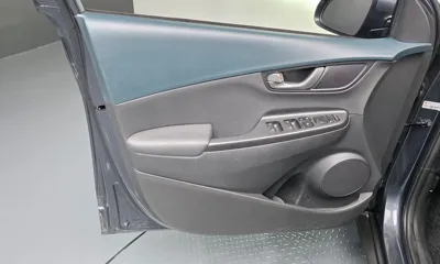 Hyundai Kona 2020, 121444 км, за 10749.19 USD - фото 24