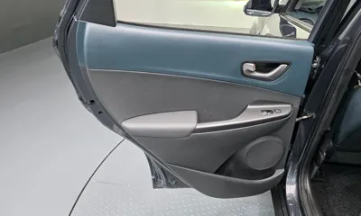 Hyundai Kona 2020, 121444 км, за 10749.19 USD - фото 25