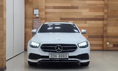 Mercedes-Benz E-Class 2023, 40999 км, за 24069.76 USD