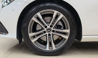 Mercedes-Benz E-Class 2023, 40999 км, за 24052.52 USD - фото 6
