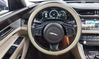 Jaguar XF 2017, 94751 км, за 6435.67 USD - фото 14