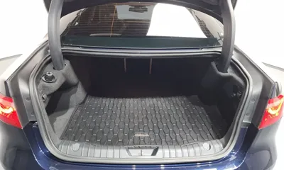 Jaguar XF 2017, 94751 км, за 6435.67 USD - фото 19