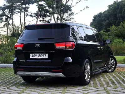 Kia Canival