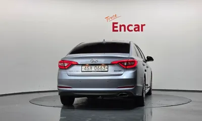 Hyundai Sonata 2017, 96031 км, за 6544.16 USD