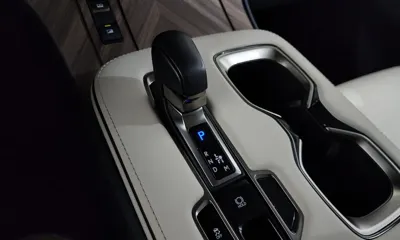 Lexus LM 2025, 23865 км, за 108794.85 USD - фото 9