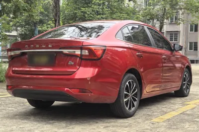 Roewe i5 2020, 41000 км, за 5875 USD