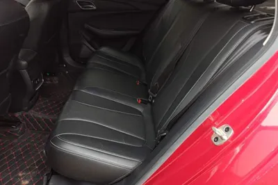 Roewe i5 2020, 41000 км, за 5875 USD - фото 32