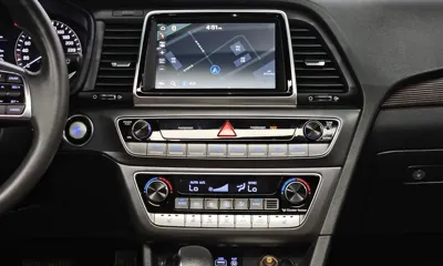 Hyundai Sonata 2018, 53188 км, за 9780.75 USD - фото 13