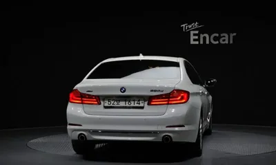 BMW 5-Series 2018, 131644 км, за 15666.33 USD