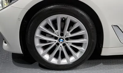 BMW 5-Series 2018, 131644 км, за 15666.33 USD
