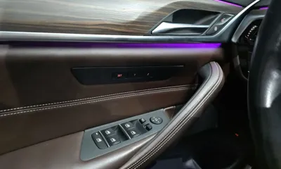 BMW 5-Series 2018, 131644 км, за 15666.33 USD - фото 17