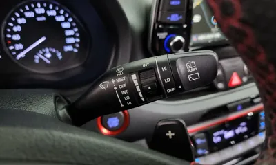 Hyundai i30 2018, 73087 км, за 8071.67 USD - фото 30