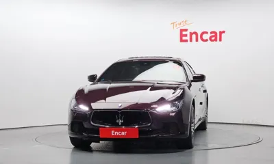 Maserati Ghibli 2017, 104964 км, за 9852.86 USD
