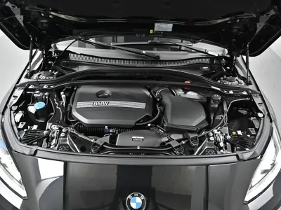 BMW 1-Series 2025, 4084 км, за 24116.28 USD - фото 6