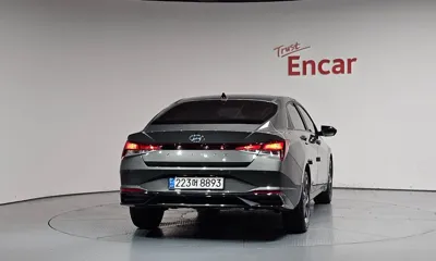Hyundai Avante 2021, 22260 км, за 11171.35 USD