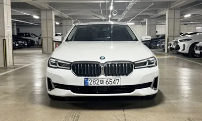 BMW 5-Series 2023, 58542 км, за 26913.48 USD