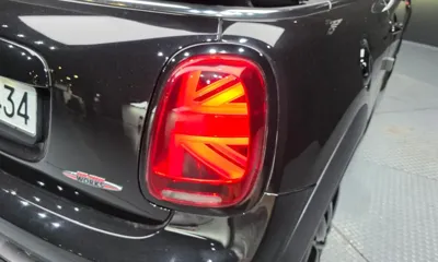 MINI Cooper Convertible 2022, 19060 км, за 22974.92 USD - фото 23