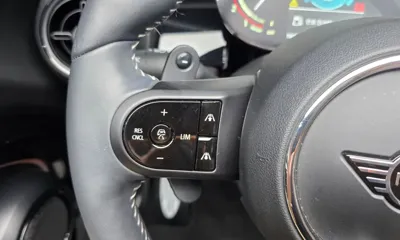 MINI Cooper Convertible 2022, 19060 км, за 22974.92 USD - фото 33